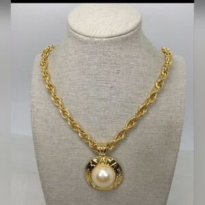 Vintage Ivana Trump Goldtone Faux Pearl Pendant Chain Necklace NWOT NOS NIB